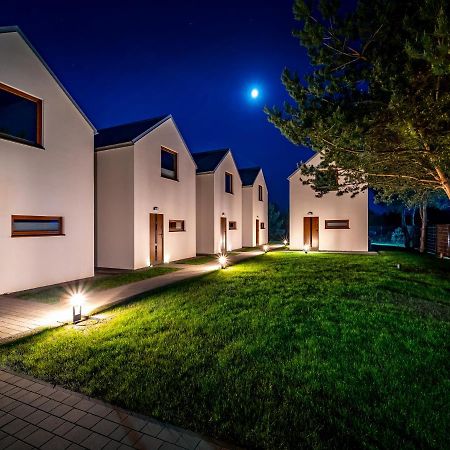 Nowoczesne Domki Sosnowa Przystan W Rozewiu Z Jacuzzi Jastrzębia Góra Exterior foto